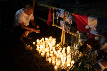 Afecto. Familiares, amigos y fanáticos acudieron a actividad religiosa.