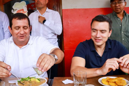 Leonardo Orlando, prefecto de Manabí, y Daniel Noboa.