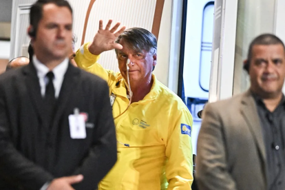 El expresidente de Brasil Jair Bolsonaro a su llegada al Hospital DF Star este sábado, en Brasilia.