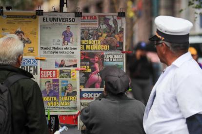 Los medios de Ecuador con la noticia de la reelección de Daniel Noboa.