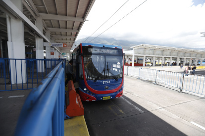 Contraloría realizará un examen especial a la compra de nuevos trolebuses eléctricos