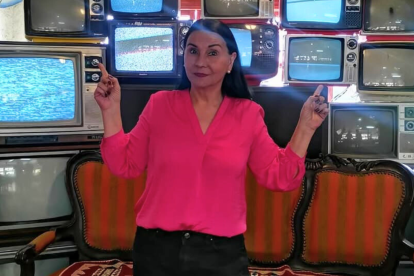 La reconocida presentadora Ana Buljubasich tuvo una carrera de más de tres décadas en TC Televisión.