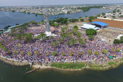 La procesión de Cristo del Consuelo es multitudinaria. Más de 550 policías velarán por la seguridad de los fieles que participen en ella.