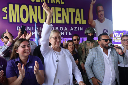 Annabella Azín es la asambleísta más votada del periodo 2025-2029.