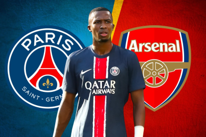 William Pacho es titular fijo en la defensa de PSG.