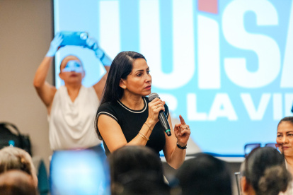 La candidata presidencial de la Revolución Ciudadana, Luisa González.