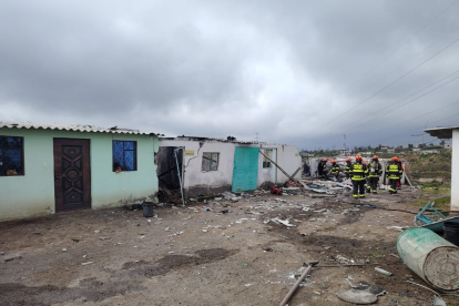 Explosión arrasó con un taller de pirotecnia artesanal en San Felipe.