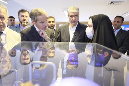 Una foto proporcionada por la oficina de la Organización Atómica de Irán