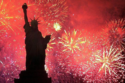 Los fuegos artificiales que se usan en Estados Unidos son de China.