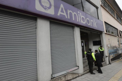 El banco Amibank entregará el dinero a sus clientes desde el 21 de abril.