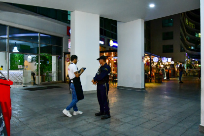 Guardianía privada en Puerto Santa Ana, es una de las herramientas de negocios y residentes para enfrentar la inseguridad.