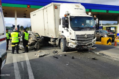 El siniestro de tránsito ocurrió justo en el peaje de Machachi.