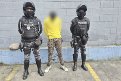 El hombre tiene antecedentes por tráfico ilícito de sustancias sujetas a fiscalización.