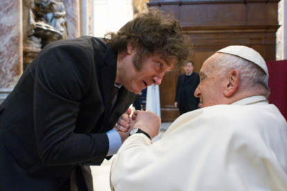Javier Milei, presidente de Argentina, y el papa Francisco.