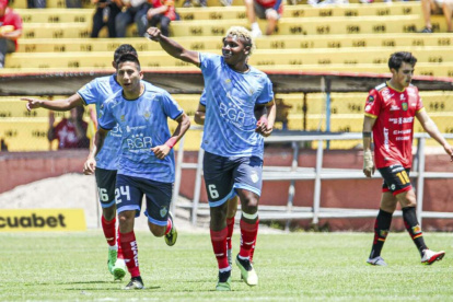 El jugador Marcos Olmedo, del Club Deportivo EL Nacional, en uno de sus últimos partidos.