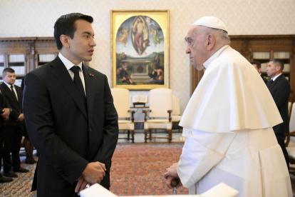 En 2024, el papa Francisco recibió en audiencia privada al presidente Daniel Noboa.