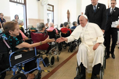 Francisco: “Jesús no nos abandona en el sufrimiento”