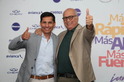 Jefferson Pérez (i) y Jorge Pérez son el binomio de la única lista inscrita hasta el momento para las elecciones del COE.