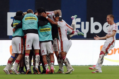 Deportivo Cuenca y su festejo ante Vinotinto.