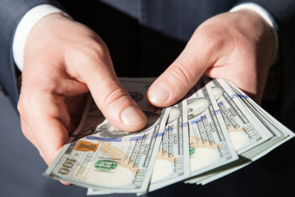 El Gobierno otorga varios bonos a ciudadanos en vulnerabilidad.