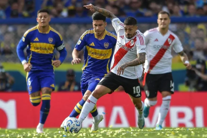 El Superclásico de Argentina se juega en el Más Monumental. River recibe a Boca