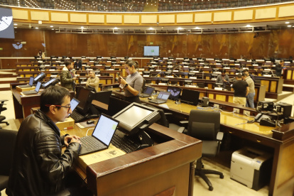 Adecuaciones. Durante la semana anterior, técnicos de la Asamblea probaron los nuevos computadores.