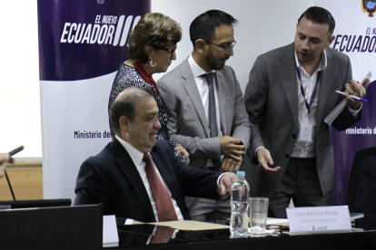 La ministra de Trabajo, Ivonne Núñez, presenta la propuesta de reforma a la jubilación patronal.