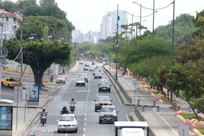 La avenida Barcelona será intervenida por agentes de tránsito