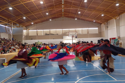 En Playas se realizó el segundo festival de danzas folclóricas