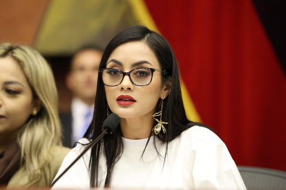 La presidenta de la Asamblea Viviana Veloz envió un oficio al Ministerio de Salud.