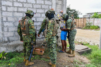 Ni la presencia de militares en las calles ha logrado frenar los crímenes en la provincia de Santa Elena.