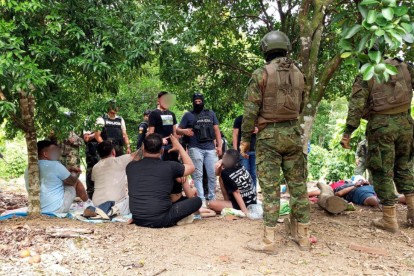 Los cinco secuestrados fueron liberados por las autoridades tras acción conjunta.