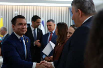 El presidente ecuatoriano cumple una agenda pro Europa, Medio Oriente y Asia.