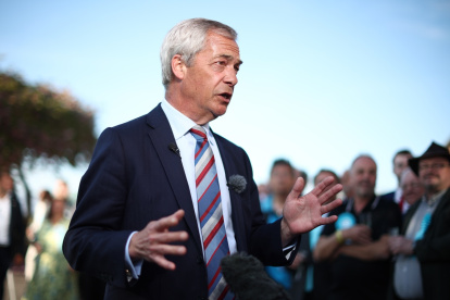 El líder de Reform UK, Nigel Farage, en un evento posterior a las elecciones en el recinto ferial del condado de Staffordshire, en Stafford, Gran Bretaña, el viernes 2 de mayo de 2025.