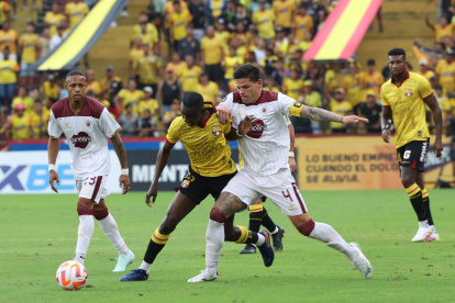 Barcelona Sc y Vinotinto se enfrentaron en el estadio Monumental.
