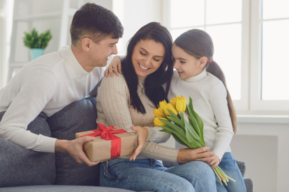 Festividad. El Día de las Madres mueve los comercios en línea, que se preparan para entregar un buen servicio.