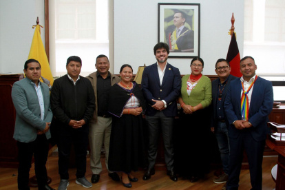 El ministro José De La Gasca anunció un acercamiento con Pachakutik.