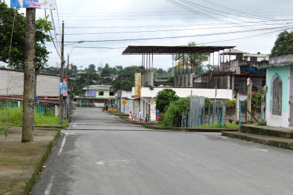 Ataque con bombas molotov a la casa de la madre del futbolista Juan Cazares en Quinindé.
