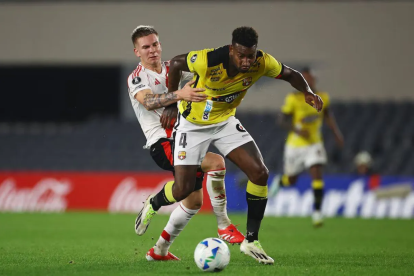 Barcelona igualó sin goles ante River Plate en el Más Monumental en la Copa Libetadores