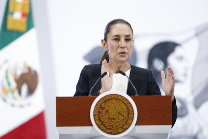 La presidenta de México, Claudia Sheinbaum, habla durante su rueda de prensa diaria.