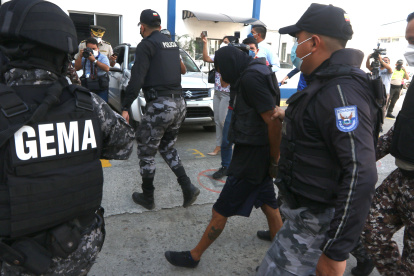 Policías realizan operativos de control antidelincuencial