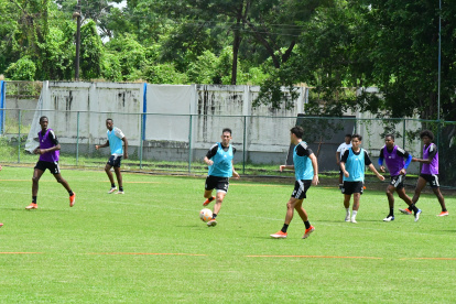 Emelec y Barcelona SC chocarán en la fecha 13 LigaPro 2025.