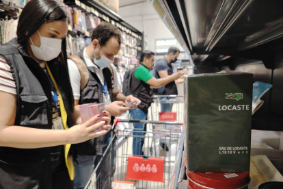 Lociones, cremas, maquillaje y perfume fue retirado del mercado en el país.