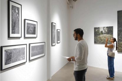 La exposición, que se inauguró en Guayaquil, reúne obras de tres artistas ecuatorianos.
