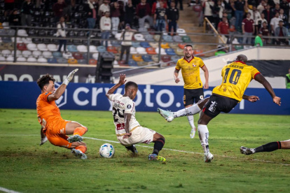 Barcelona SC perdió en la visita Universitario.
