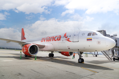 Una de las naves de la aerolínea Avianca.