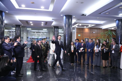 El presidente de la Asamblea Niels Olsen habló de ciudadanos bloqueados en redes sociales del Legislativo.