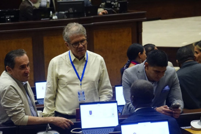 Bancada correísta baraja la posibilidad de abstenerse o no registrarse para votar.
