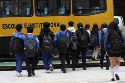 Estudiantes en Ecuador viven con miedo ante el reclutamiento forzado por bandas criminales