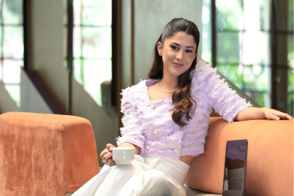 Con estilo, datos y propósito, Ivanna transforma cada episodio en una guía sin filtros.